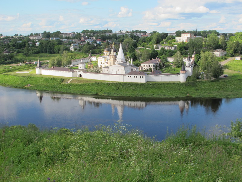 старицкие пещеры,Старица,село Красное, церковь Фельтена 